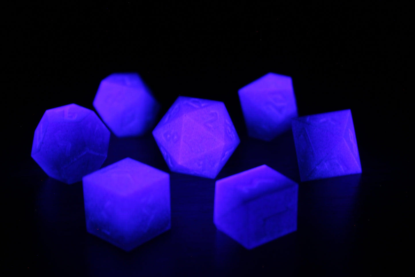 Raw Purple Glow Dice Set