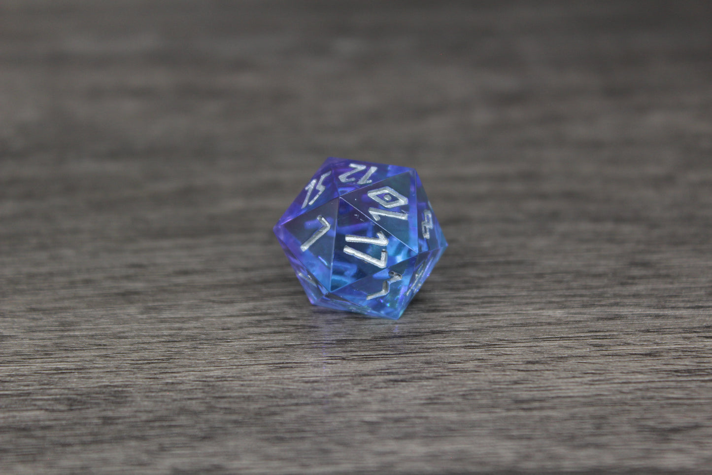 Clear Blue 20mm D20