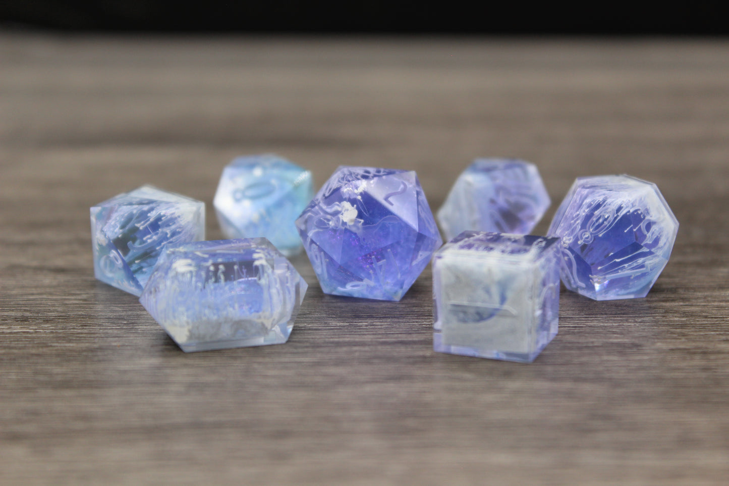 Raw Ice Bound Dice Set