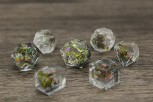 Raw Hybrid Luna Moth Dice Set