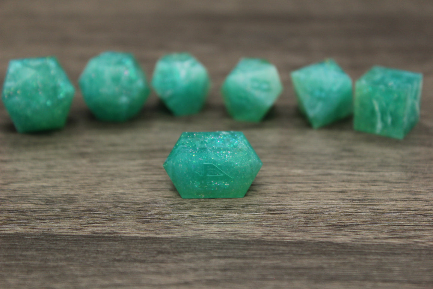 Raw Ocean Breeze Dice Set