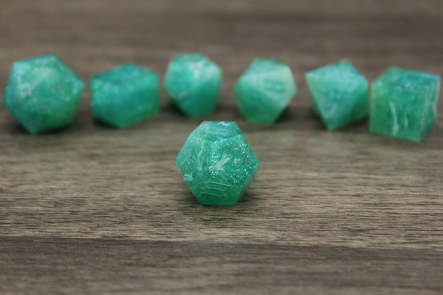 Raw Ocean Breeze Dice Set