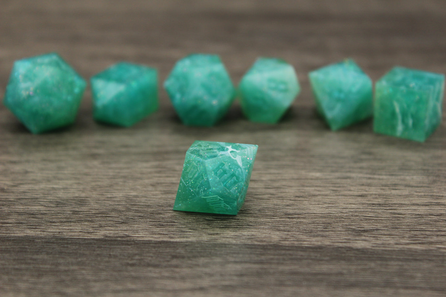 Raw Ocean Breeze Dice Set