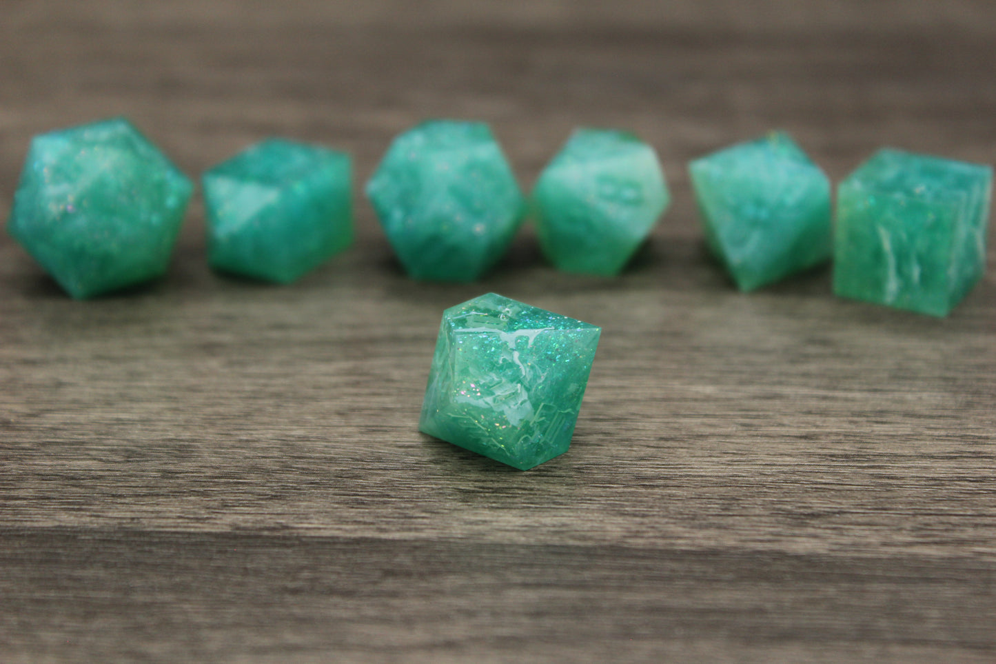 Raw Ocean Breeze Dice Set