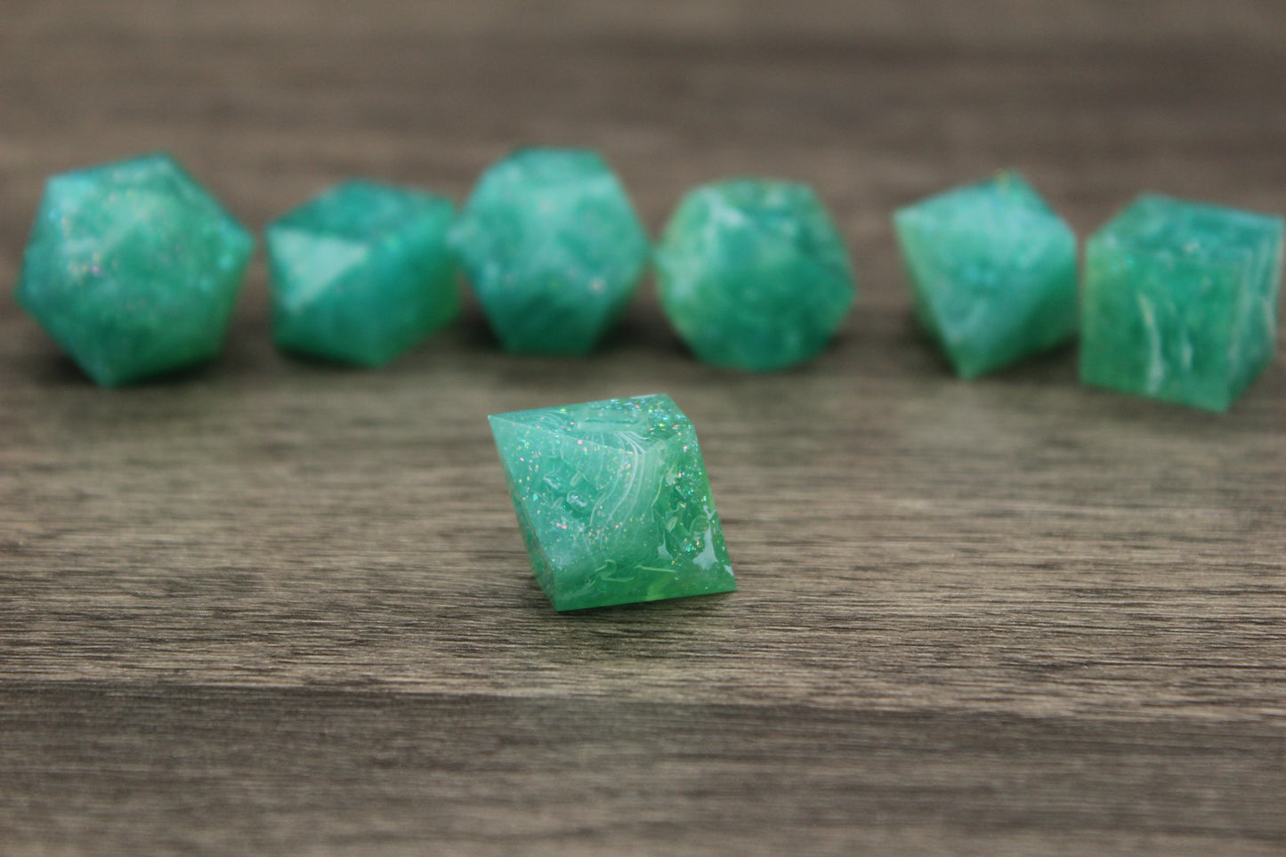 Raw Ocean Breeze Dice Set