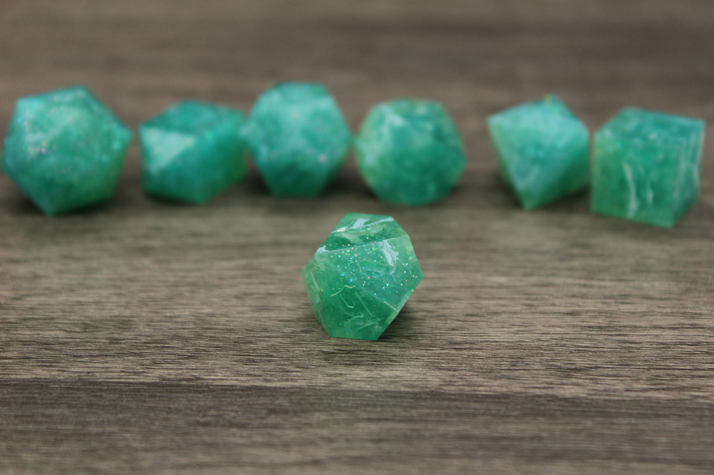 Raw Ocean Breeze Dice Set