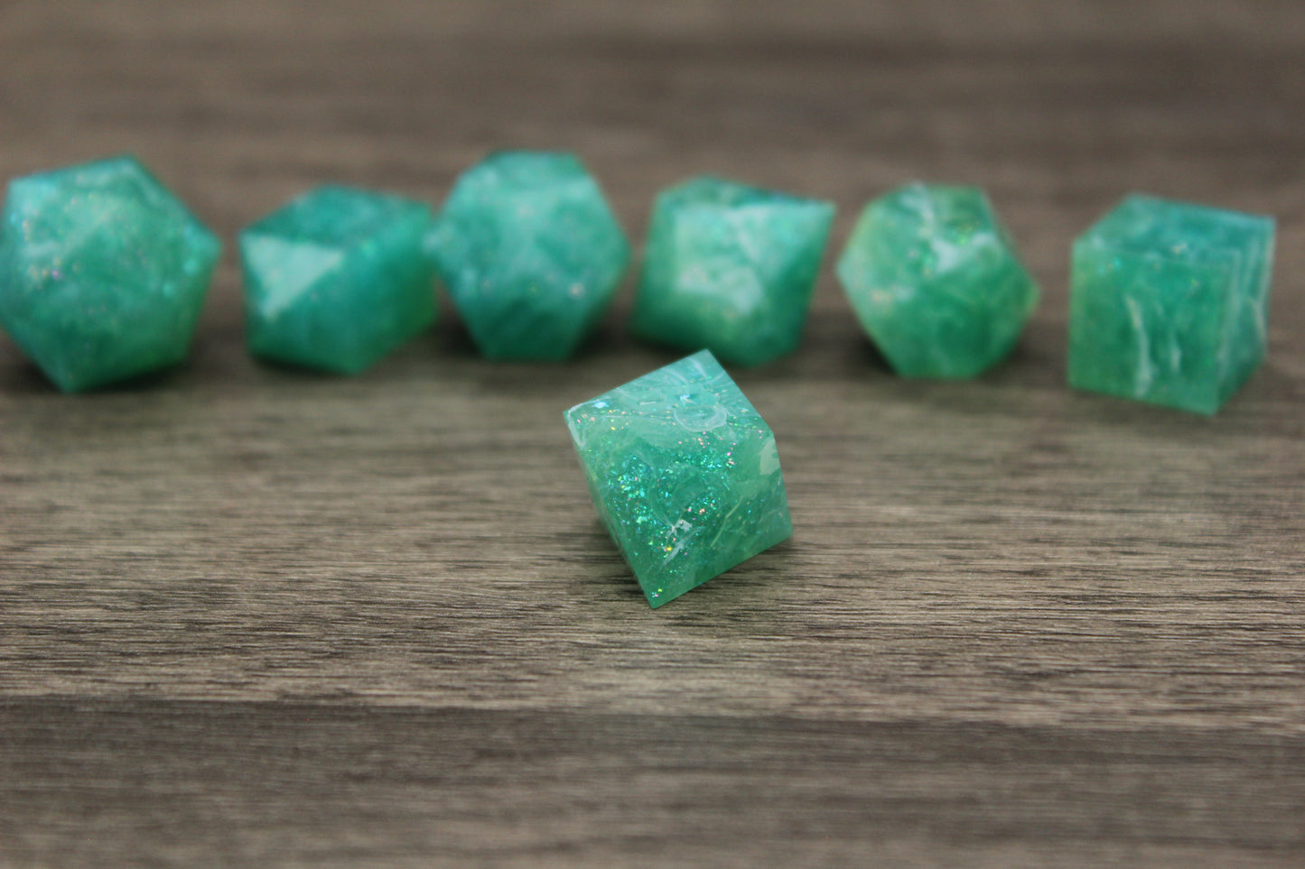 Raw Ocean Breeze Dice Set