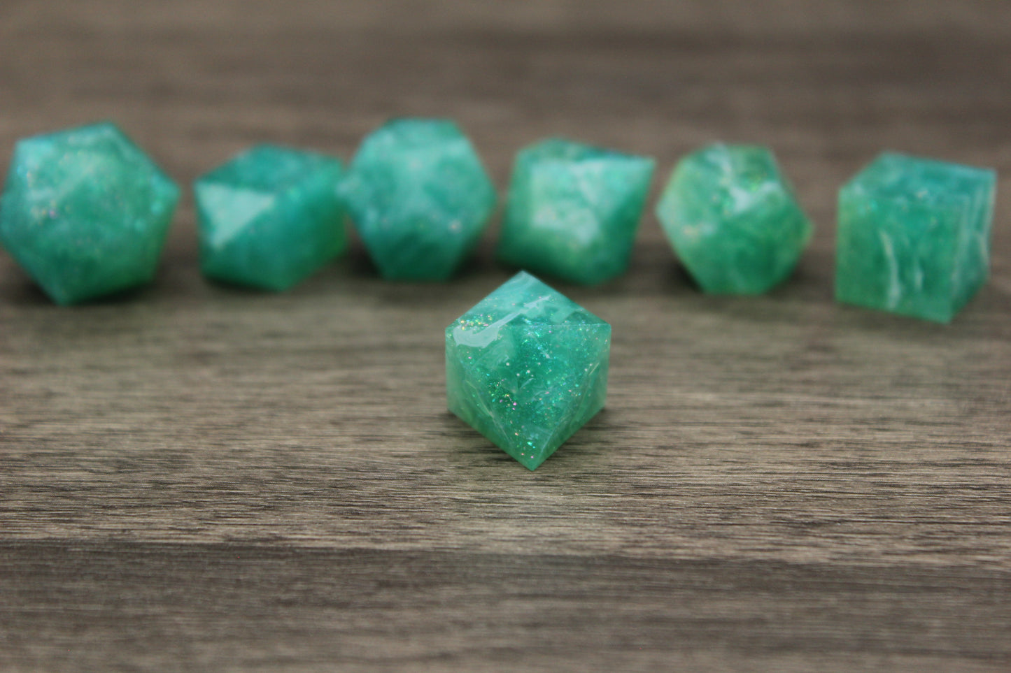 Raw Ocean Breeze Dice Set