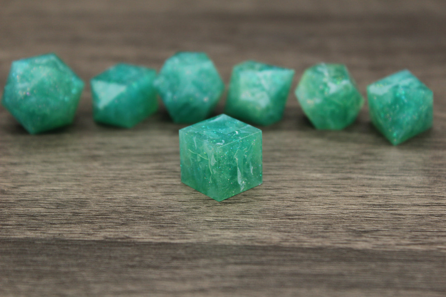 Raw Ocean Breeze Dice Set